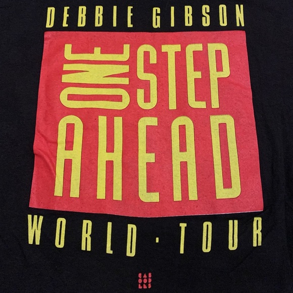 Vintage ‘91 Debbie Gibson One Step Ahead Tour Tee - Picture 9 of 10